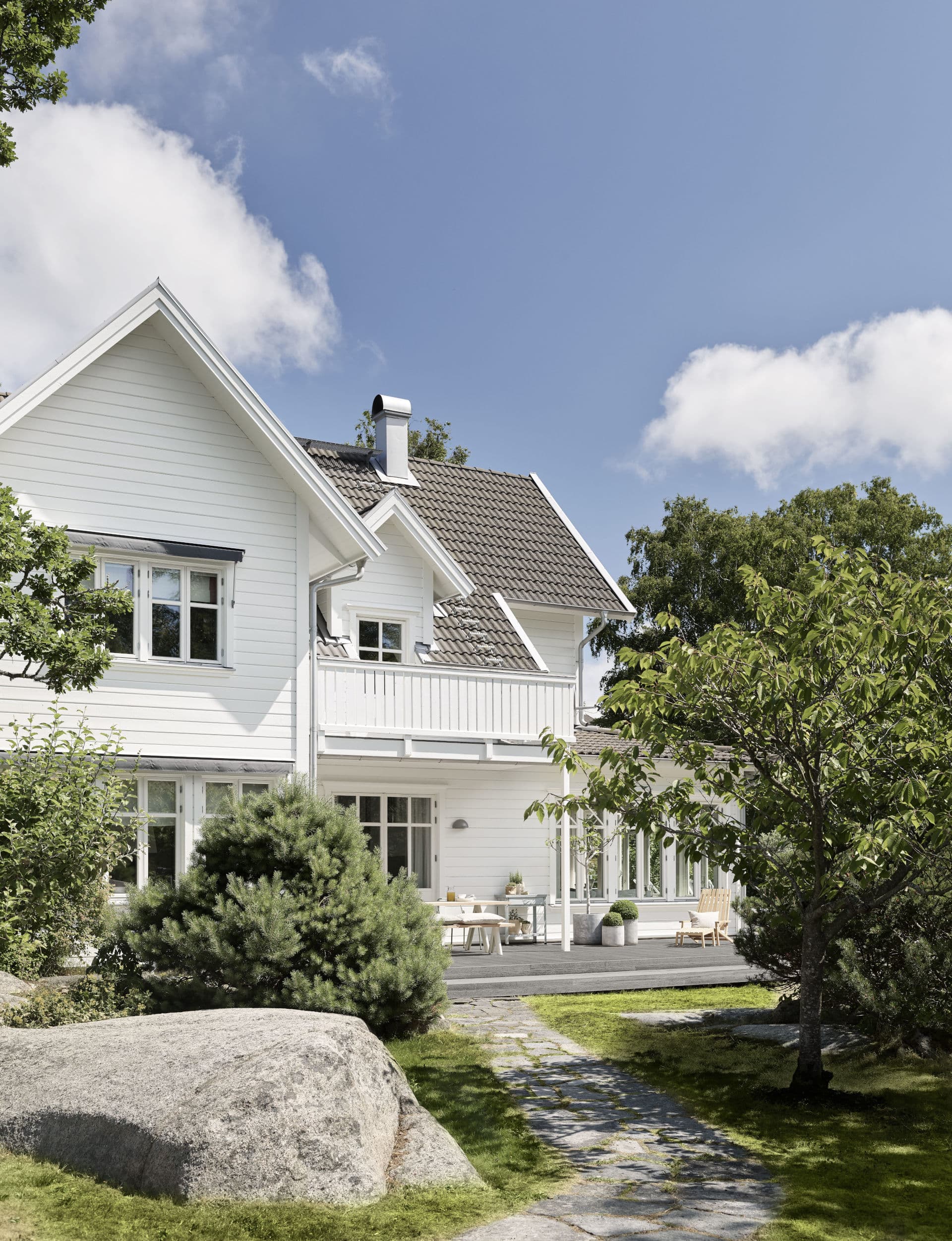 Nordisk Färgproduktion hjälper kunder med färg, rådgivning och projektplanering