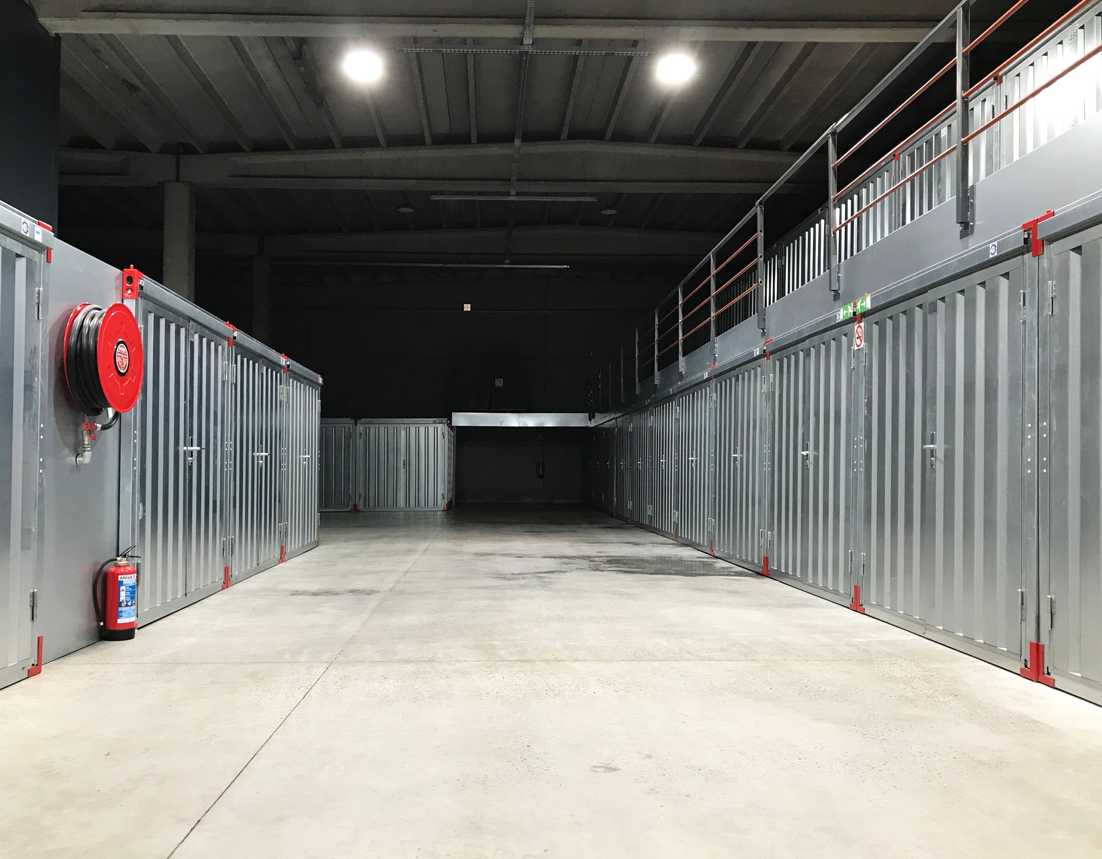 Lager, logistik- och terminalbyggnader